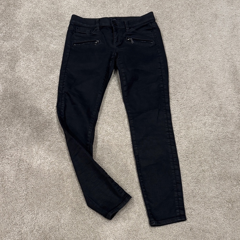 Black Moto Skinny Jeans with Zipper Pockets